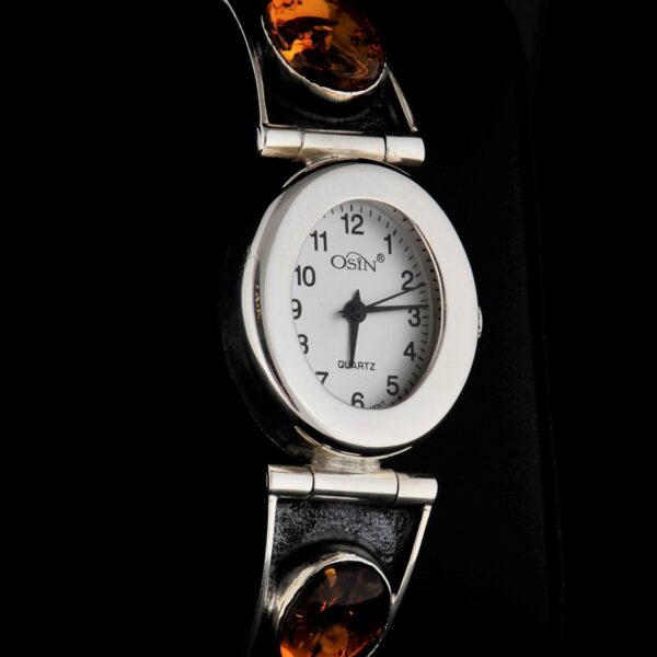 Zegarek ze srebra z bursztynami