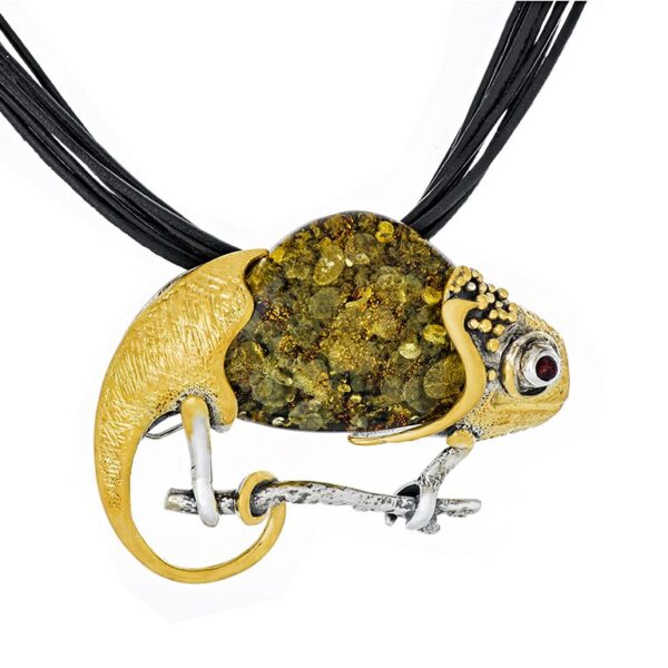 Zawieszka ze srebra z bursztynem w kształcie kameleona