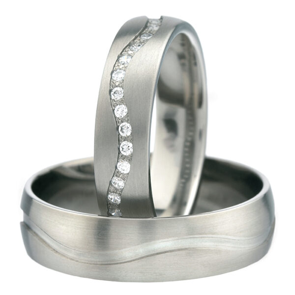 Obrączki z tytanu z brylantem
