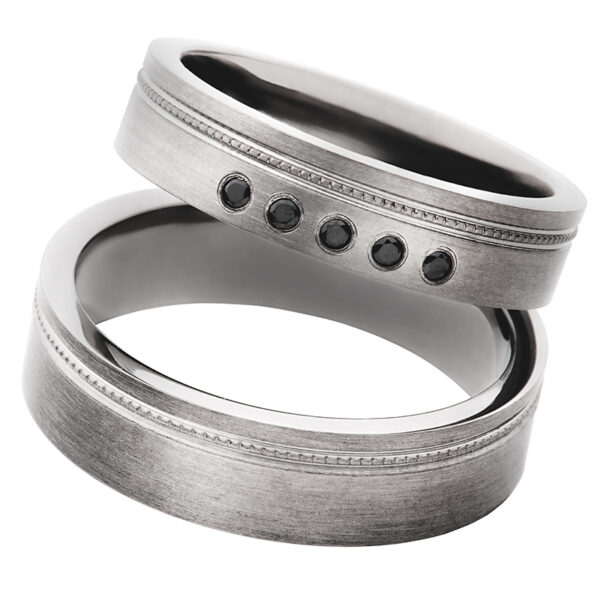 Obrączki z tytanu z brylantem