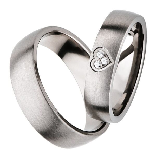 Obrączki z tytanu z brylantem