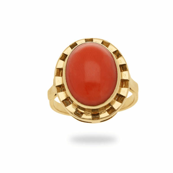Pierścionek z żółtego złota z koralem naturalnym