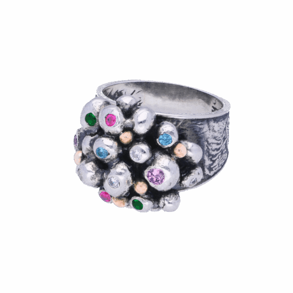 Pierścionek ze srebra oksydowanego z cyrkoniami