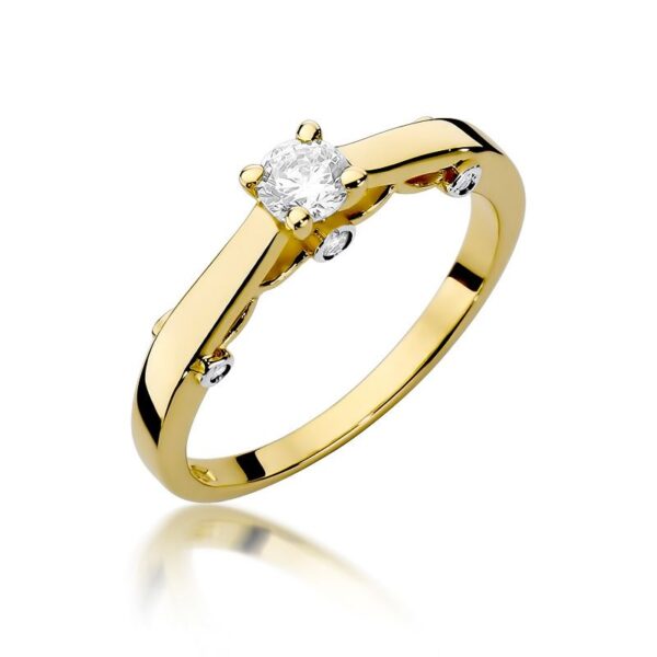 Pierścionek z żółtego złota z brylantem