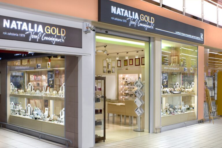 Zakończenie działalności salonu w „Auchan”