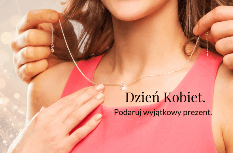 mężczyzna zakładający na kobiecą szyję delikatny naszyjnik